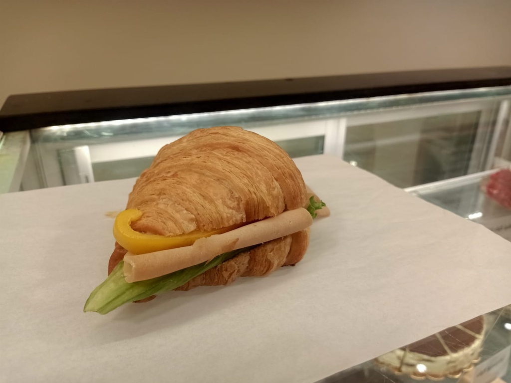chicken corissant